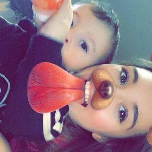 Meet your Posher, Adryana